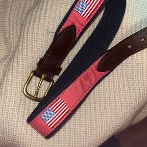 New Vineyard vines belt
